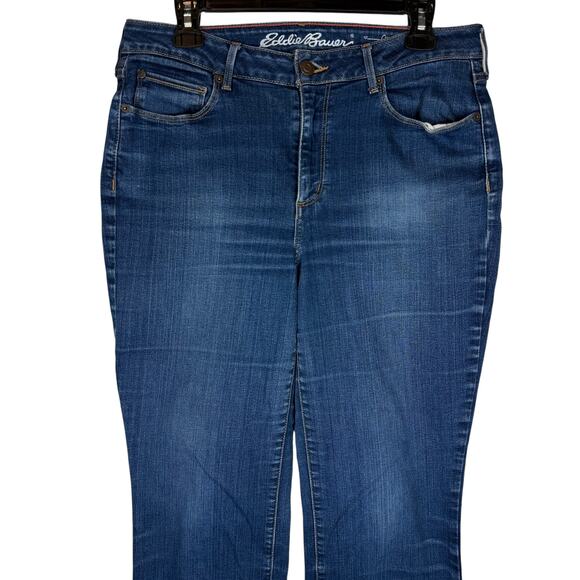 Eddie Bauer Jeans Womens 12T Blue Denim Curvy 5-Pockets Bootcut Leg Zip Fly - Picture 3 of 16